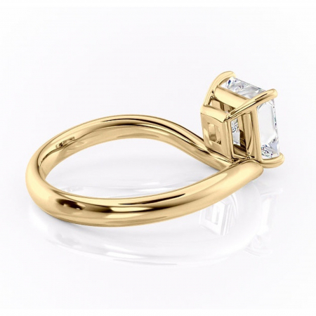 Inel de logodnă Silvara din aur Galben 14kt cu moissanite tăietură princess – Solitar rafinată pentru profil jos | Personalizează și configurează gratuit online [2]
