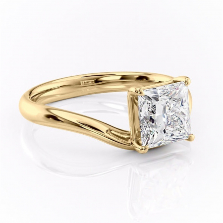 Aur galben - Inel de logodnă Silvara din aur Galben 18kt cu moissanite tăietură princess – Solitar rafinată pentru profil jos | Personalizează și configurează gratuit online