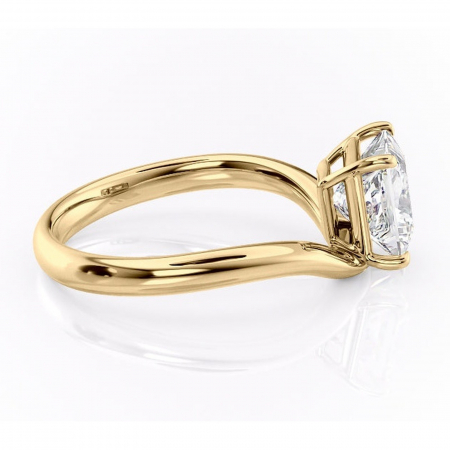 Inel de logodnă Silvara din aur Galben 14kt cu moissanite tăietură princess – Solitar rafinată pentru profil jos | Personalizează și configurează gratuit online [1]