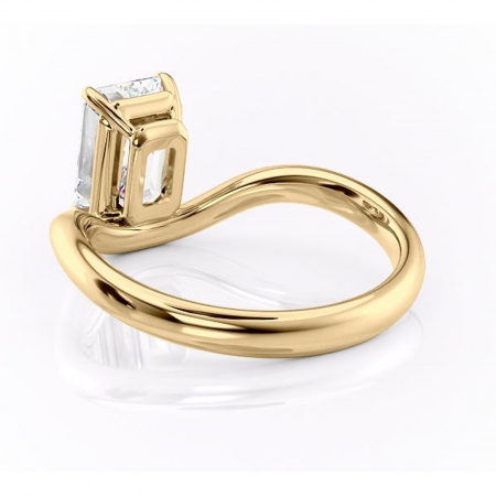 Inel de logodnă Silvara din aur Galben 14kt cu moissanite tăietură smarald – Solitar rafinată pentru profil jos | Personalizează și configurează gratuit online [3]