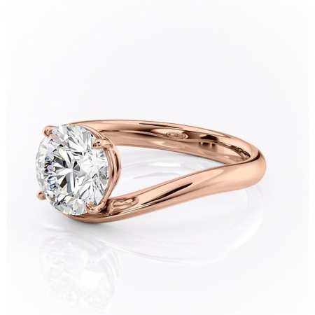 Inel de logodnă Silvara din aur Rose 14kt cu moissanite tăietură rotundă – Solitar rafinată pentru profil jos | Personalizează și configurează gratuit online [6]