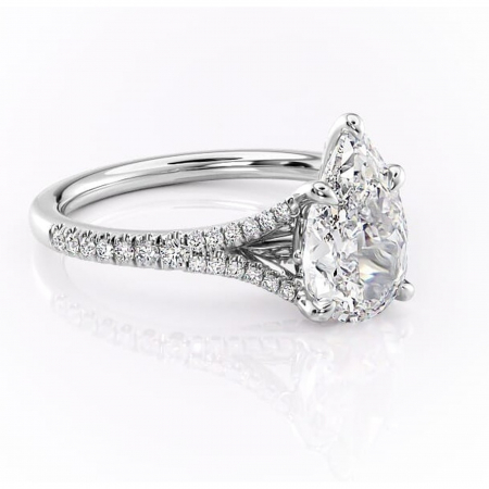 Pară - Inel de logodnă Skye din aur Alb 14kt cu moissanite tăietură pară – Montură pavé rafinată pentru profil înalt | Personalizează și configurează gratuit online