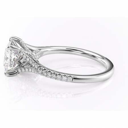 Inel de logodnă Skye din aur Alb 14kt cu moissanite tăietură princess – Montură pavé rafinată pentru profil înalt | Personalizează și configurează gratuit online [5]