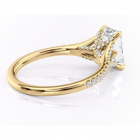 Inel de logodnă Skye din aur Galben 18kt cu moissanite tăietură smarald – Montură pavé rafinată pentru profil înalt | Personalizează și configurează gratuit online [2]