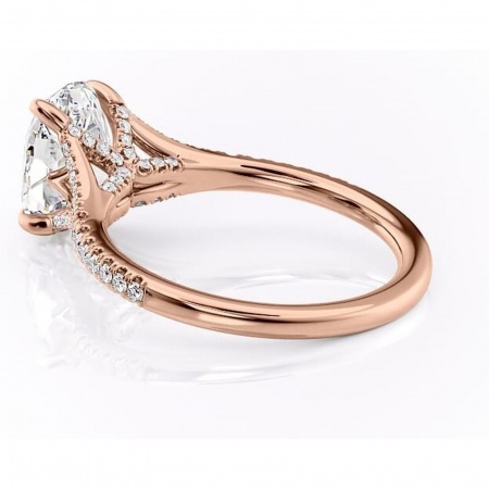Inel de logodnă Skye din aur Rose 14kt cu moissanite tăietură ovală – Montură pavé rafinată pentru profil înalt | Personalizează și configurează gratuit online [4]