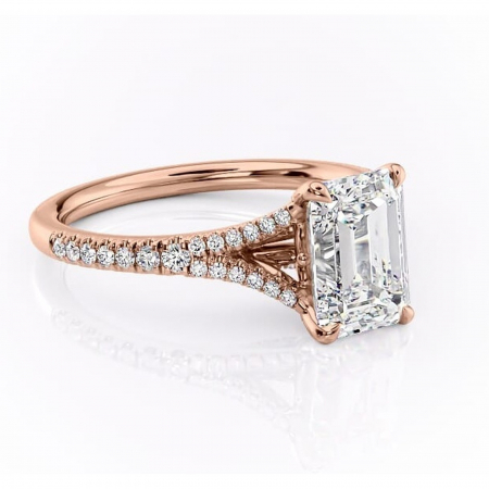 14K - Inel de logodnă Skye din aur Rose 14kt cu moissanite tăietură smarald – Montură pavé rafinată pentru profil înalt | Personalizează și configurează gratuit online