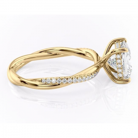 Inel de logodnă Sorrel din aur Galben 14kt cu moissanite tăietură princess – Montură pavé rafinată pentru profil înalt | Personalizează și configurează gratuit online [1]