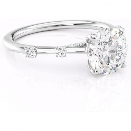 Accent - Inel de logodnă Talia din aur Alb 14kt cu moissanite tăietură rotundă – Pietre laterale rafinată pentru profil înalt | Personalizează și configurează gratuit online