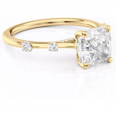 18K - Inel de logodnă Talia din aur Galben 18kt cu moissanite tăietură pernă – Pietre laterale rafinată pentru profil înalt | Personalizează și configurează gratuit online