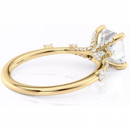 Inel de logodnă Talia din aur Galben 14kt cu moissanite tăietură princess – Pietre laterale rafinată pentru profil înalt | Personalizează și configurează gratuit online [2]
