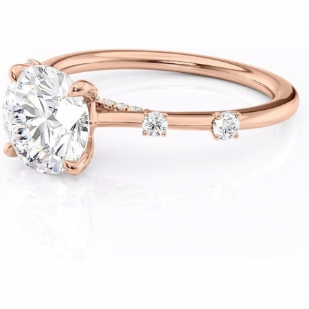 Inel de logodnă Talia din aur Rose 14kt cu moissanite tăietură rotundă – Pietre laterale rafinată pentru profil înalt | Personalizează și configurează gratuit online [6]