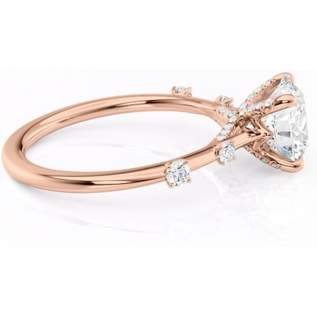 Inel de logodnă Talia din aur Rose 14kt cu moissanite tăietură rotundă – Pietre laterale rafinată pentru profil înalt | Personalizează și configurează gratuit online [1]
