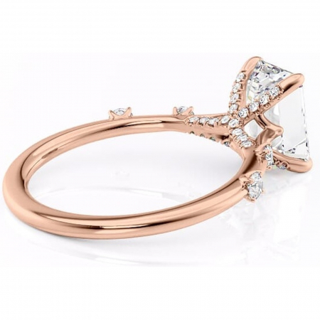 Inel de logodnă Talia din aur Rose 14kt cu moissanite tăietură smarald – Pietre laterale rafinată pentru profil înalt | Personalizează și configurează gratuit online [2]