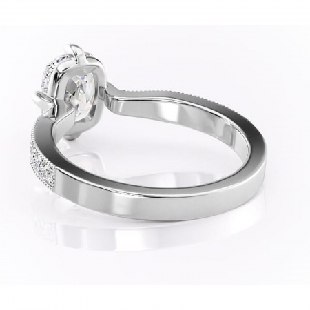 Inel de logodnă Thalia din aur Alb 14kt cu moissanite tăietură pernă – Montură pavé rafinată pentru profil mediu | Personalizează și configurează gratuit online [3]