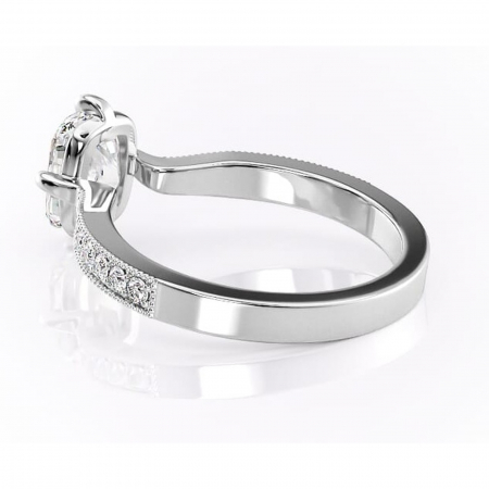 Inel de logodnă Thalia din aur Alb 14kt cu moissanite tăietură pernă – Montură pavé rafinată pentru profil mediu | Personalizează și configurează gratuit online [4]