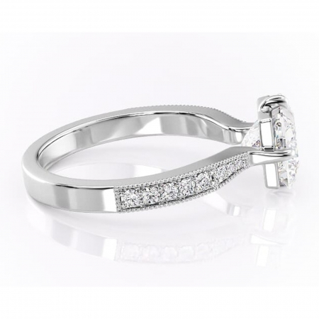 Inel de logodnă Thalia din aur Alb 18kt cu moissanite tăietură princess – Montură pavé rafinată pentru profil mediu | Personalizează și configurează gratuit online [1]