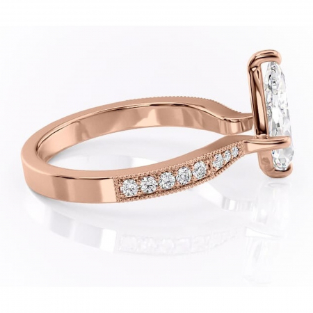 Inel de logodnă Thalia din aur Rose 18kt cu moissanite tăietură pară – Montură pavé rafinată pentru profil mediu | Personalizează și configurează gratuit online [1]