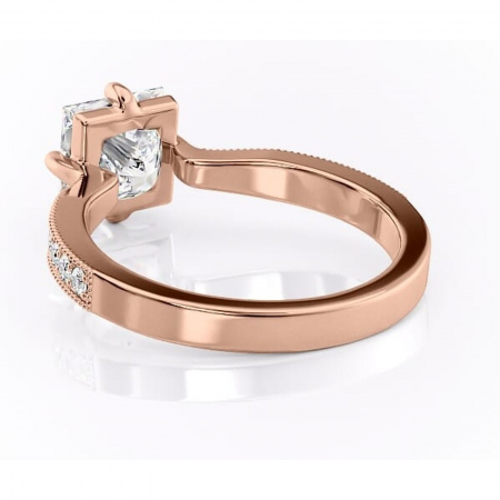 Inel de logodnă Thalia din aur Rose 18kt cu moissanite tăietură princess – Montură pavé rafinată pentru profil mediu | Personalizează și configurează gratuit online [3]