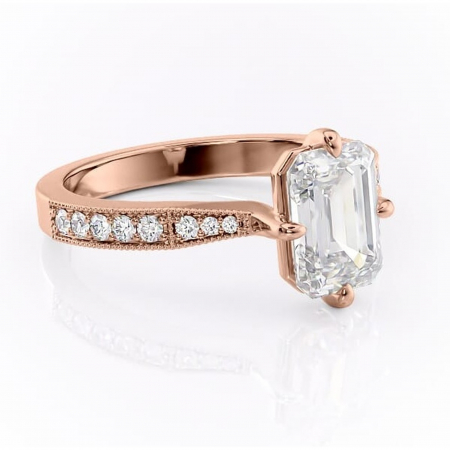 14K - Inel de logodnă Thalia din aur Rose 14kt cu moissanite tăietură smarald – Montură pavé rafinată pentru profil mediu | Personalizează și configurează gratuit online