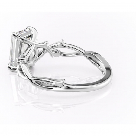 Inel de logodnă Thalina din aur Alb 14kt cu moissanite tăietură smarald – Solitar rafinată pentru profil mediu | Personalizează și configurează gratuit online [4]