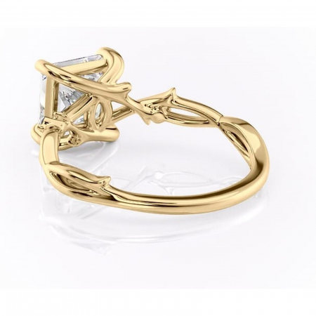 Inel de logodnă Thalina din aur Galben 18kt cu moissanite tăietură princess – Solitar rafinată pentru profil mediu | Personalizează și configurează gratuit online [3]