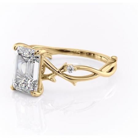 Inel de logodnă Thalina din aur Galben 14kt cu moissanite tăietură smarald – Solitar rafinată pentru profil mediu | Personalizează și configurează gratuit online [6]