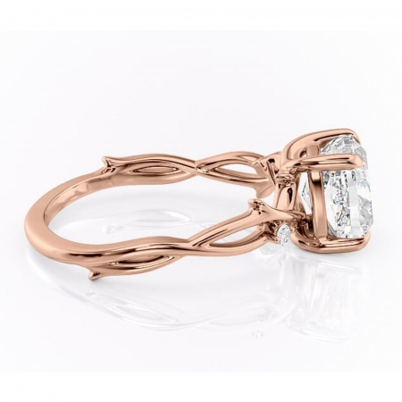 Inel de logodnă Thalina din aur Rose 14kt cu moissanite tăietură pernă – Solitar rafinată pentru profil mediu | Personalizează și configurează gratuit online [1]