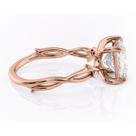 Inel de logodnă Thalina din aur Rose 14kt cu moissanite tăietură princess – Solitar rafinată pentru profil mediu | Personalizează și configurează gratuit online [1]