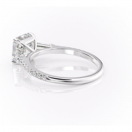 Inel de logodnă Theodora din aur Alb 14kt cu moissanite tăietură asscher – Montură cu trei pietre rafinată pentru profil înalt | Personalizează și configurează gratuit online [4]