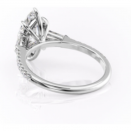 Inel de logodnă Theodora din aur Alb 14kt cu moissanite tăietură marquise – Montură cu trei pietre rafinată pentru profil înalt | Personalizează și configurează gratuit online [3]