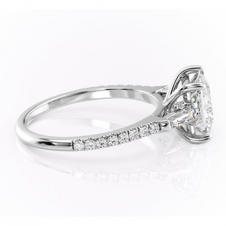 Inel de logodnă Theodora din aur Alb 14kt cu moissanite tăietură princess – Montură cu trei pietre rafinată pentru profil înalt | Personalizează și configurează gratuit online [1]
