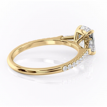 Inel de logodnă Theodora din aur Galben 14kt cu moissanite tăietură asscher – Montură cu trei pietre rafinată pentru profil înalt | Personalizează și configurează gratuit online [2]