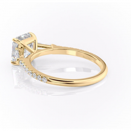 Inel de logodnă Theodora din aur Galben 18kt cu moissanite tăietură asscher – Montură cu trei pietre rafinată pentru profil înalt | Personalizează și configurează gratuit online [4]