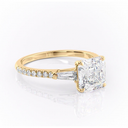 18K - Inel de logodnă Theodora din aur Galben 18kt cu moissanite tăietură asscher – Montură cu trei pietre rafinată pentru profil înalt | Personalizează și configurează gratuit online