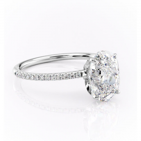 Ovală - Inel de logodnă Topaz din aur Alb 14kt cu moissanite tăietură ovală – Montură pavé rafinată pentru profil înalt | Personalizează și configurează gratuit online