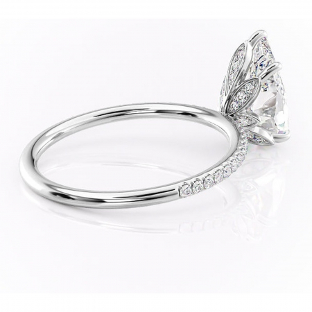 Inel de logodnă Topaz din aur Alb 14kt cu moissanite tăietură pară – Montură pavé rafinată pentru profil înalt | Personalizează și configurează gratuit online [2]