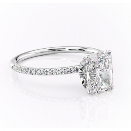 Radiantă - Inel de logodnă Topaz din aur Alb 14kt cu moissanite tăietură radiantă – Montură pavé rafinată pentru profil înalt | Personalizează și configurează gratuit online