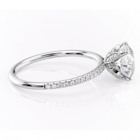 Inel de logodnă Topaz din aur Alb 14kt cu moissanite tăietură rotundă – Montură pavé rafinată pentru profil înalt | Personalizează și configurează gratuit online [1]