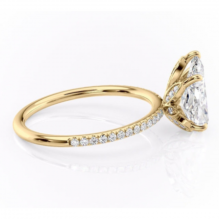 Inel de logodnă Topaz din aur Galben 14kt cu moissanite tăietură pară – Montură pavé rafinată pentru profil înalt | Personalizează și configurează gratuit online [1]