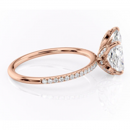 Inel de logodnă Topaz din aur Rose 18kt cu moissanite tăietură pară – Montură pavé rafinată pentru profil înalt | Personalizează și configurează gratuit online [1]