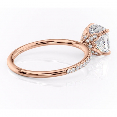 Inel de logodnă Topaz din aur Rose 18kt cu moissanite tăietură pernă – Montură pavé rafinată pentru profil înalt | Personalizează și configurează gratuit online [2]