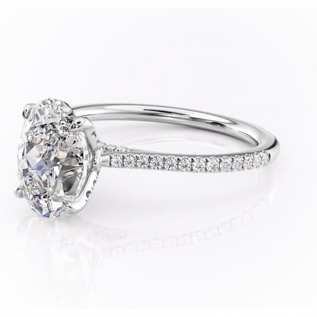 Inel de logodnă Tove din aur Alb 14kt cu moissanite tăietură ovală – Montură pavé rafinată pentru profil înalt | Personalizează și configurează gratuit online [6]