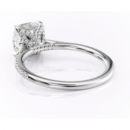 Inel de logodnă Tove din aur Alb 14kt cu moissanite tăietură pernă – Montură pavé rafinată pentru profil înalt | Personalizează și configurează gratuit online [3]