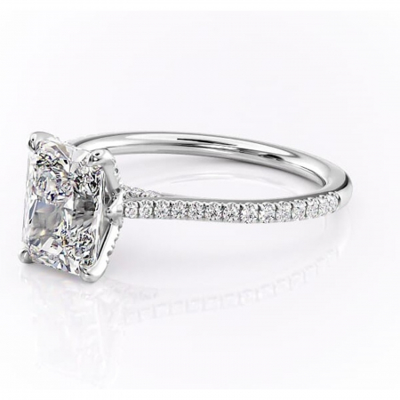 Inel de logodnă Tove din aur Alb 14kt cu moissanite tăietură radiantă – Montură pavé rafinată pentru profil înalt | Personalizează și configurează gratuit online [6]