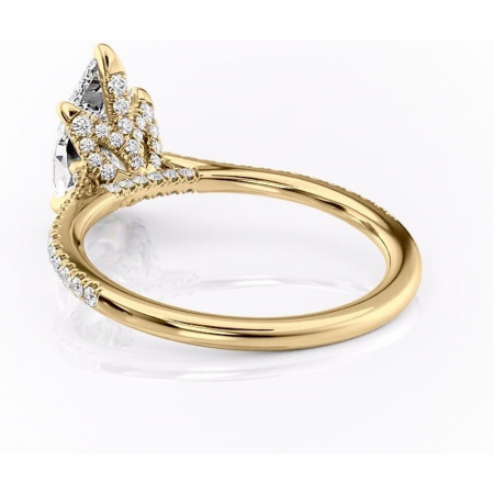 Inel de logodnă Tove din aur Galben 18kt cu moissanite tăietură pară – Montură pavé rafinată pentru profil înalt | Personalizează și configurează gratuit online [3]