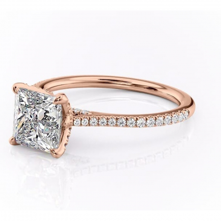 Inel de logodnă Tove din aur Rose 18kt cu moissanite tăietură princess – Montură pavé rafinată pentru profil înalt | Personalizează și configurează gratuit online [6]