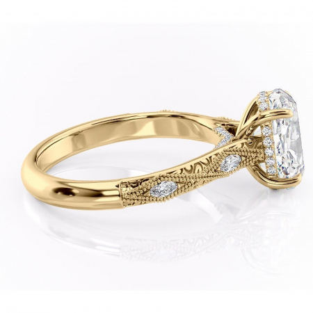 Inel de logodnă Vespera din aur Galben 14kt cu moissanite tăietură ovală – Pietre laterale rafinată pentru profil înalt | Personalizează și configurează gratuit online [1]