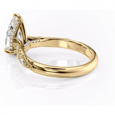 Inel de logodnă Vespera din aur Galben 14kt cu moissanite tăietură pară – Pietre laterale rafinată pentru profil înalt | Personalizează și configurează gratuit online [4]