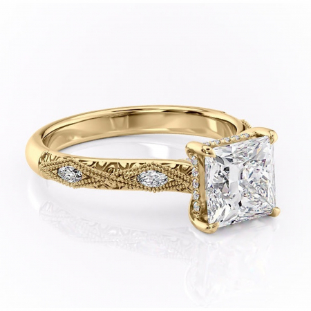 Princess - Inel de logodnă Vespera din aur Galben 18kt cu moissanite tăietură princess – Pietre laterale rafinată pentru profil înalt | Personalizează și configurează gratuit online