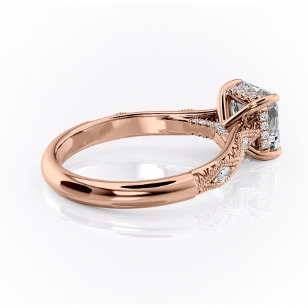 Inel de logodnă Vespera din aur Rose 14kt cu moissanite tăietură asscher – Pietre laterale rafinată pentru profil înalt | Personalizează și configurează gratuit online [2]